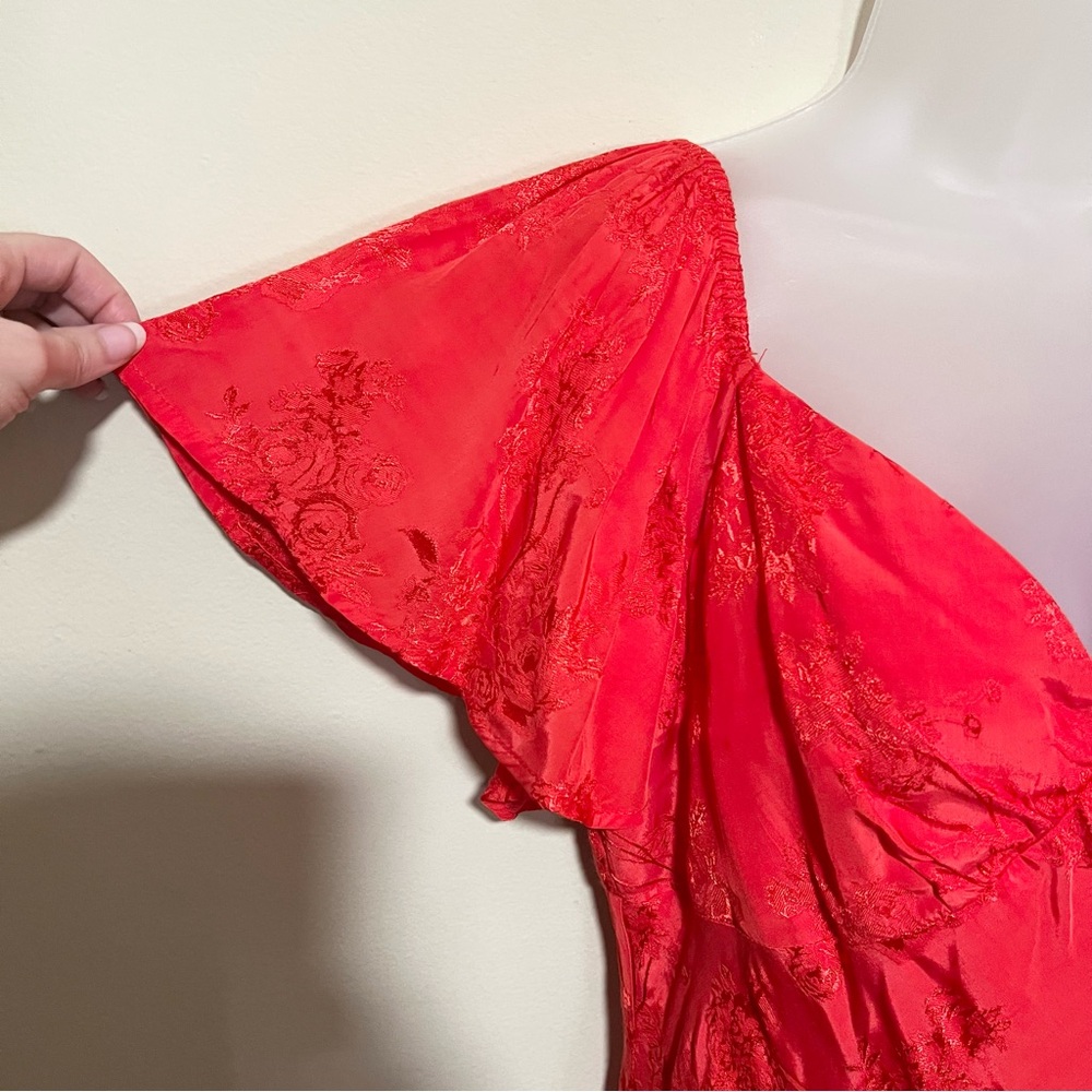 NWT XL Lulu's Effervescent Afternoon Red Satin Flutter Sleeve Midi Dress - Picture 8 of 16